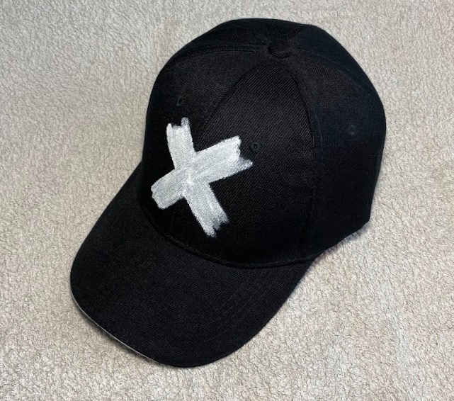 Модель №529 Кепка білий хрестик кепки бейсболки хулиганки шляпы